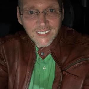 Meet your Posher, Steven glen